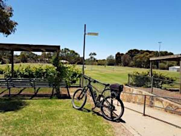 Lavender Cycling Trail (M2C) - Truro to Eden Valley - Moculta Oval